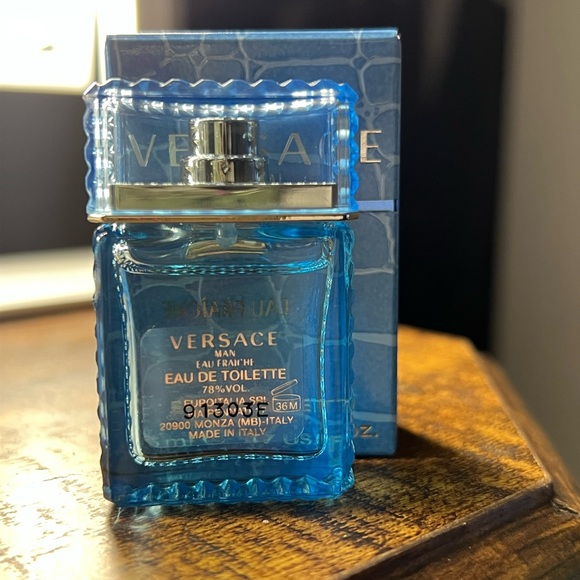 Versace Blue‎ Patterned Box - Picture 2 of 5